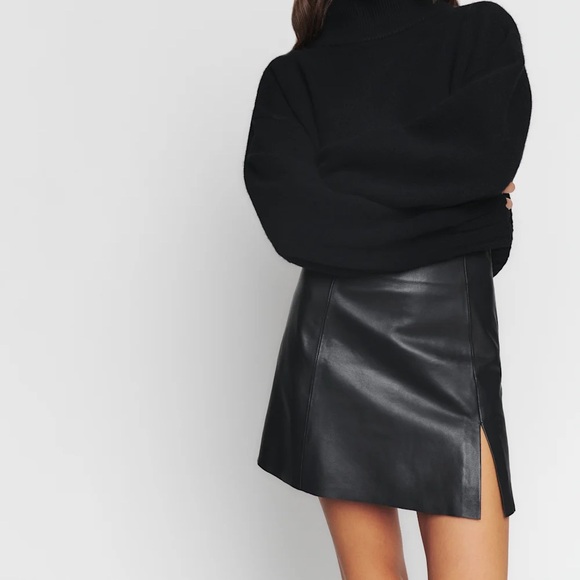 ⭐️ Reformation | Veda Margie Sheep Leather Mini Skirt - Picture 6 of 16